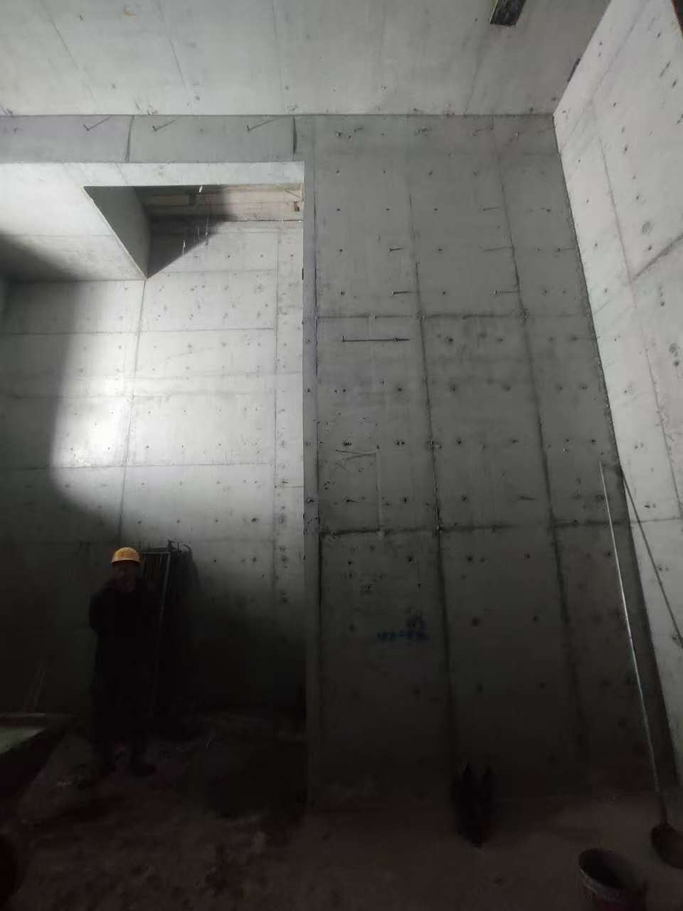 沧县墙上开槽钢筋断了有影响吗